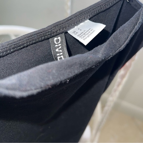 Tight Mini Dress - Picture 3 of 3